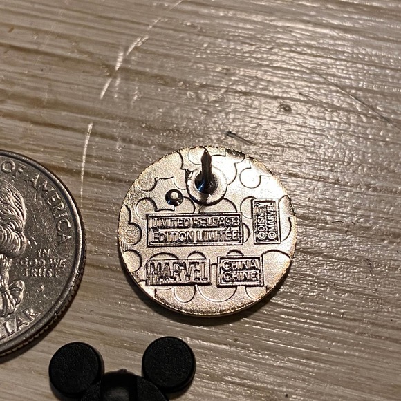 Disney parks Marvel Avenger Black Panther Glitter Enamel Pin limited edition - Picture 4 of 4